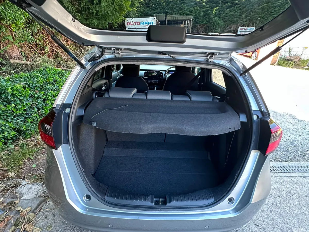 Honda Fit Hatchback, Petrol Hybrid, 2020, Silver
