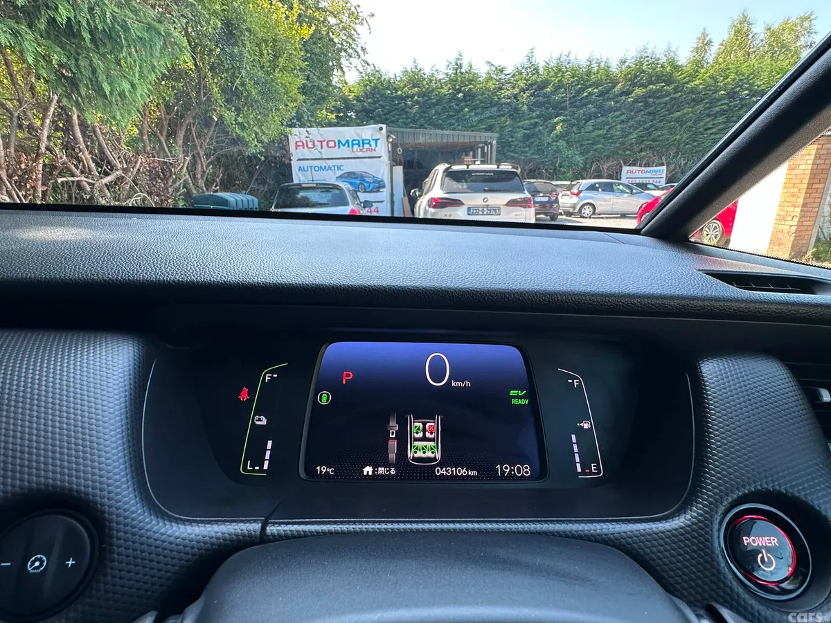Honda Fit Hatchback, Petrol Hybrid, 2020, Silver