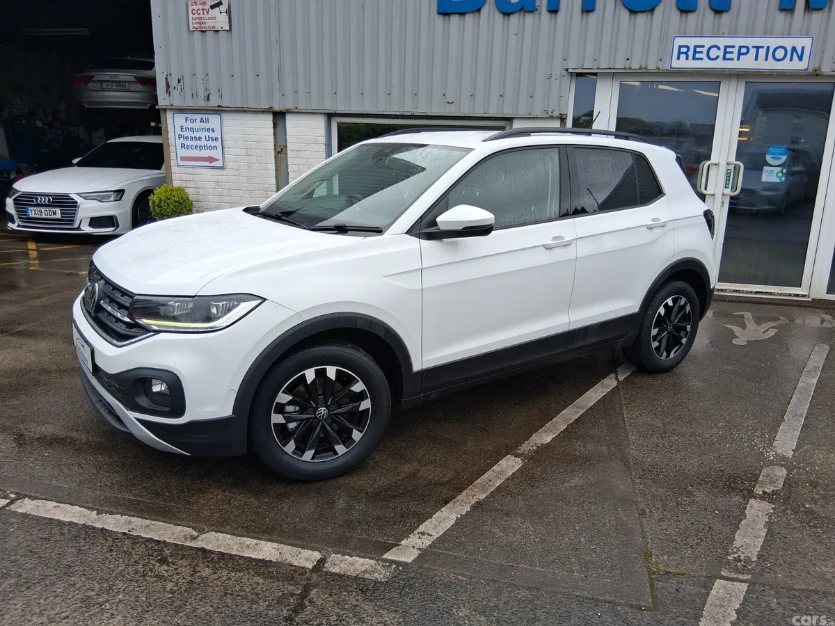 Volkswagen T-Cross Hatchback, Petrol, 2021, White