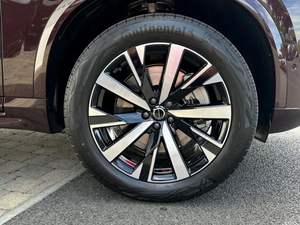 Volvo XC90 SUV, Petrol Plug-in Hybrid, 2026, Red