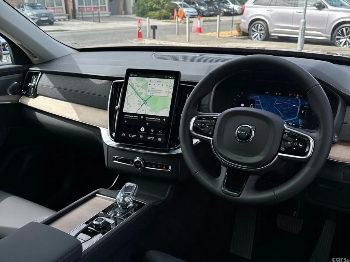 Volvo XC90 SUV, Petrol Plug-in Hybrid, 2026, Red