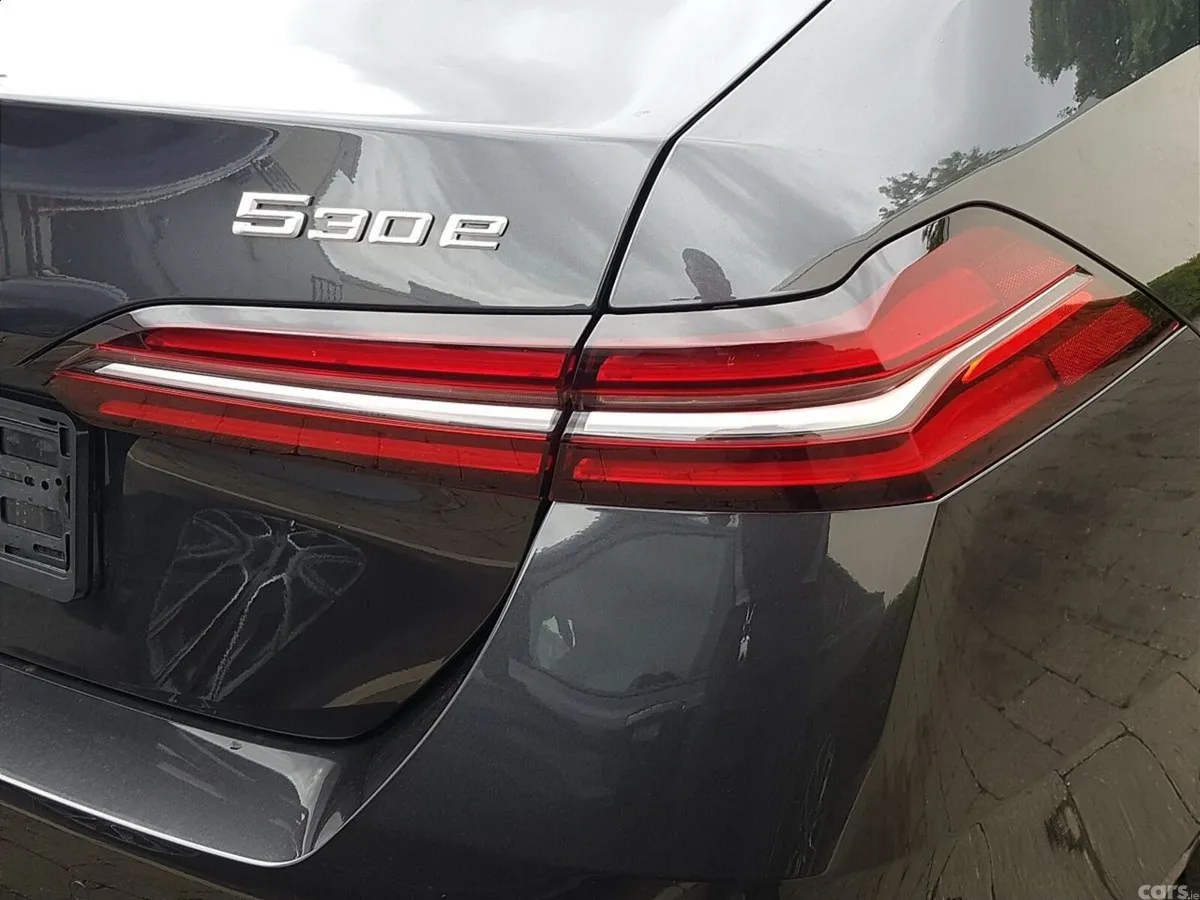 BMW 5-Series Saloon, Petrol Plug-in Hybrid, 2026, Grey