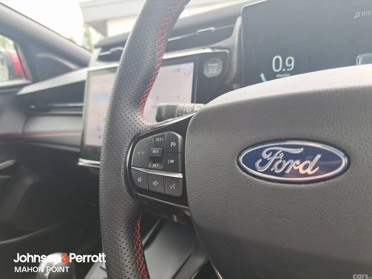 Ford Puma MPV, Petrol, 2026, Red