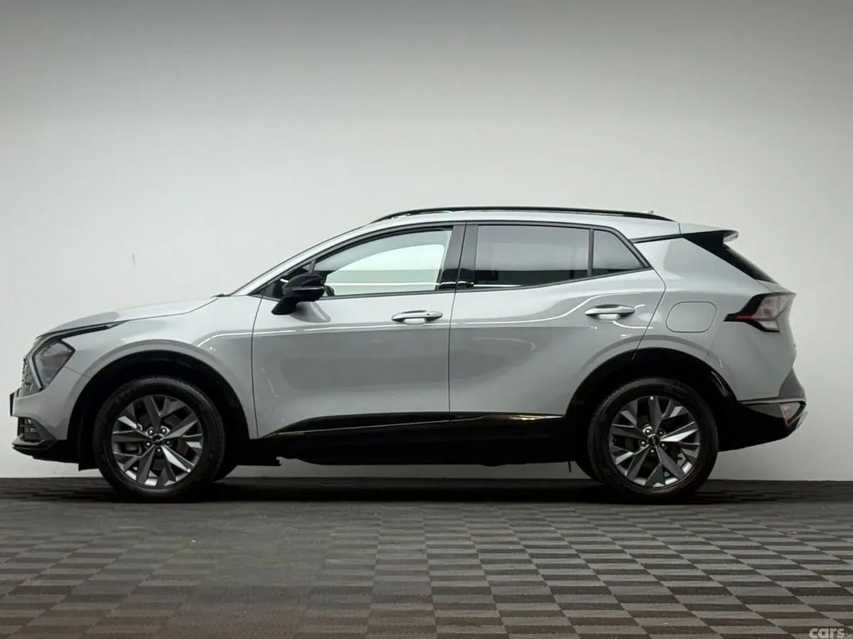Kia Sportage MPV, Petrol Hybrid, 2024, Grey