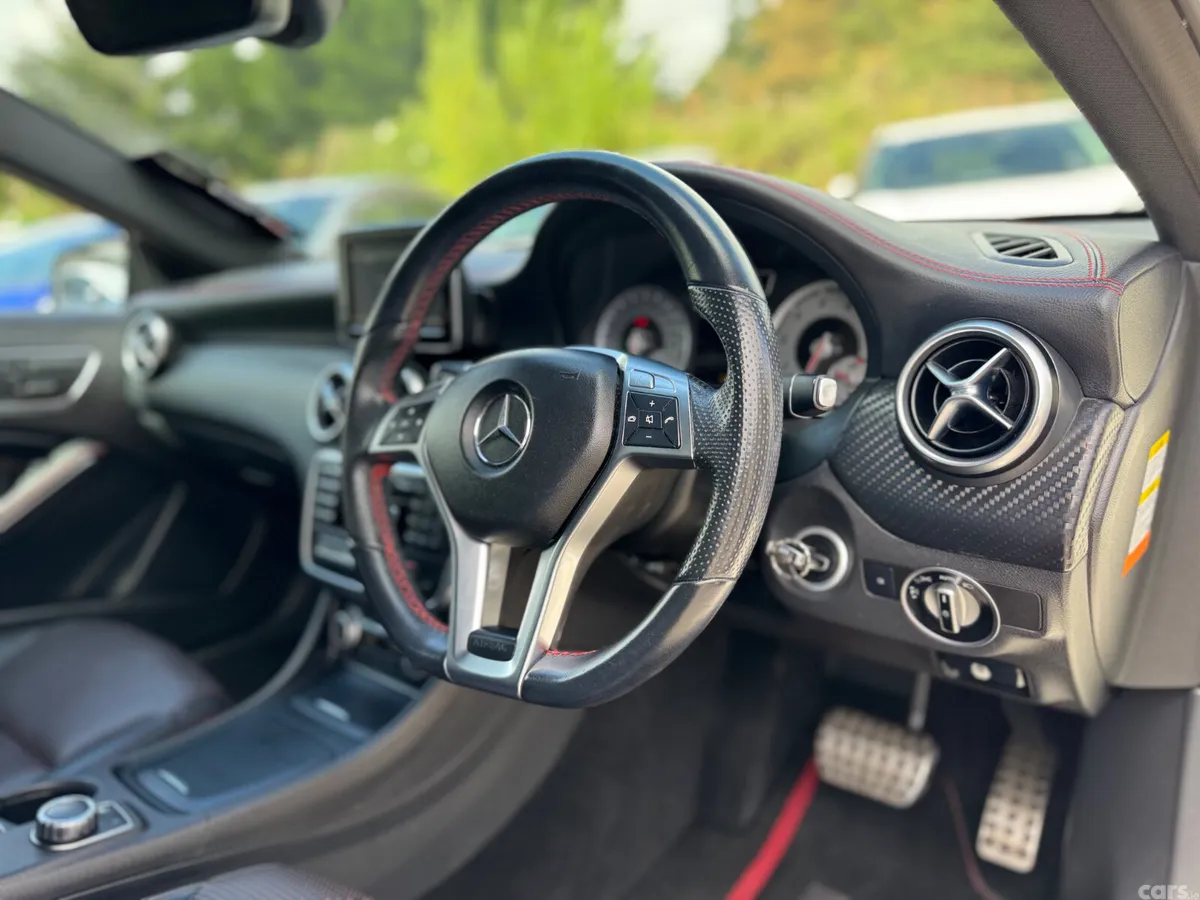 Mercedes-Benz A-Class Hatchback, Petrol, 2015, White