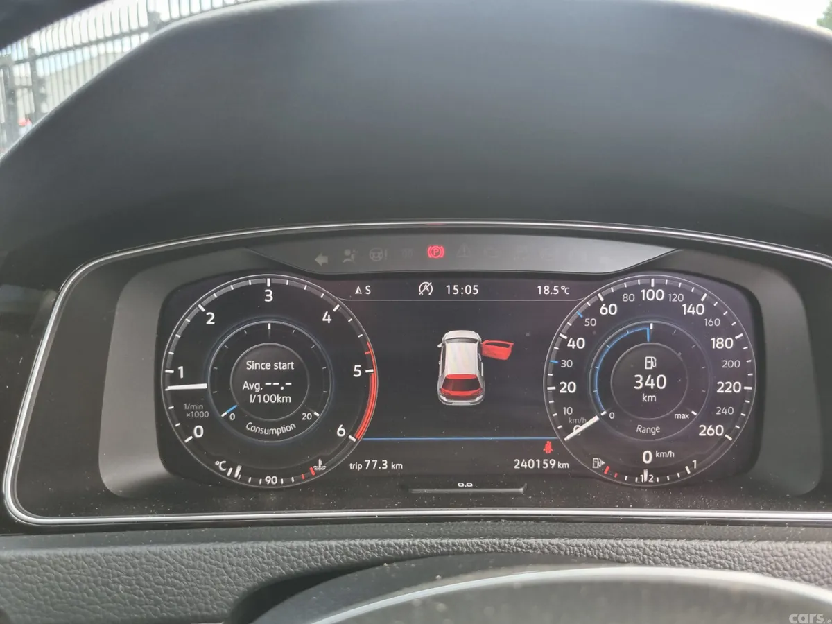 Volkswagen Golf Estate, Diesel, 2018, Red