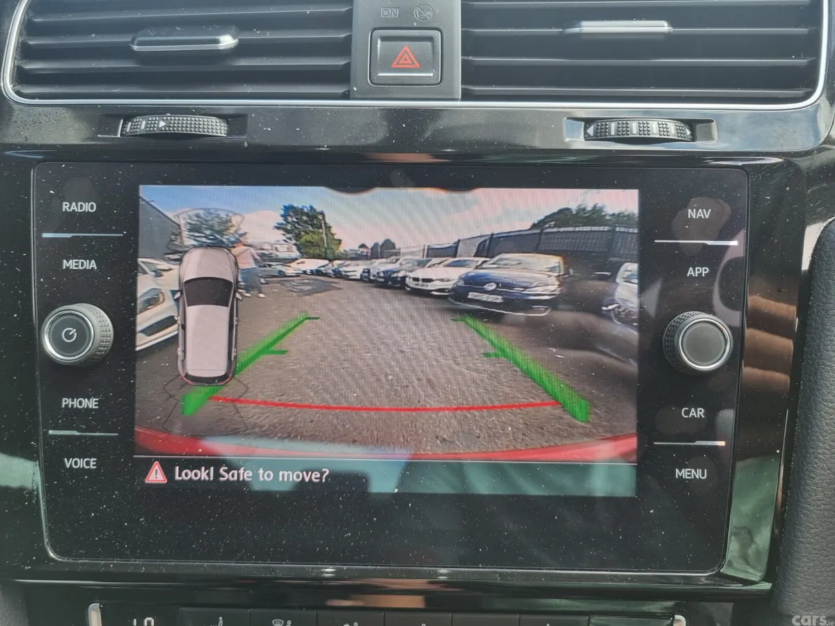 Volkswagen Golf Estate, Diesel, 2018, Red