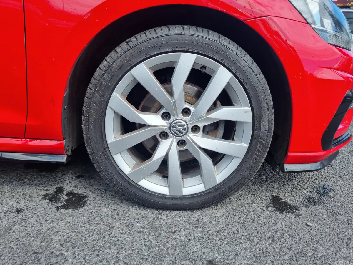 Volkswagen Golf Estate, Diesel, 2018, Red
