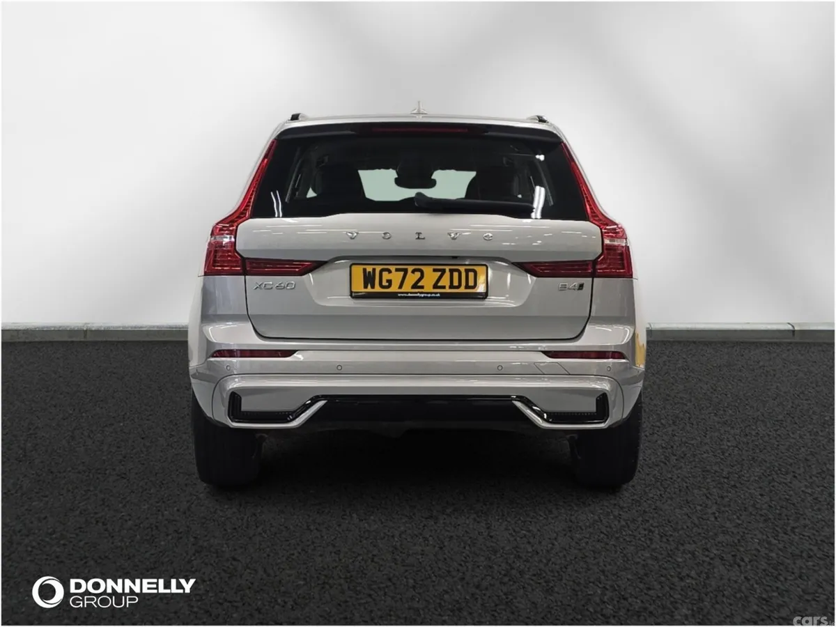 Volvo XC60 Estate, Diesel, 2023, Silver