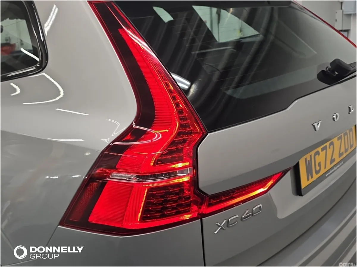 Volvo XC60 Estate, Diesel, 2023, Silver