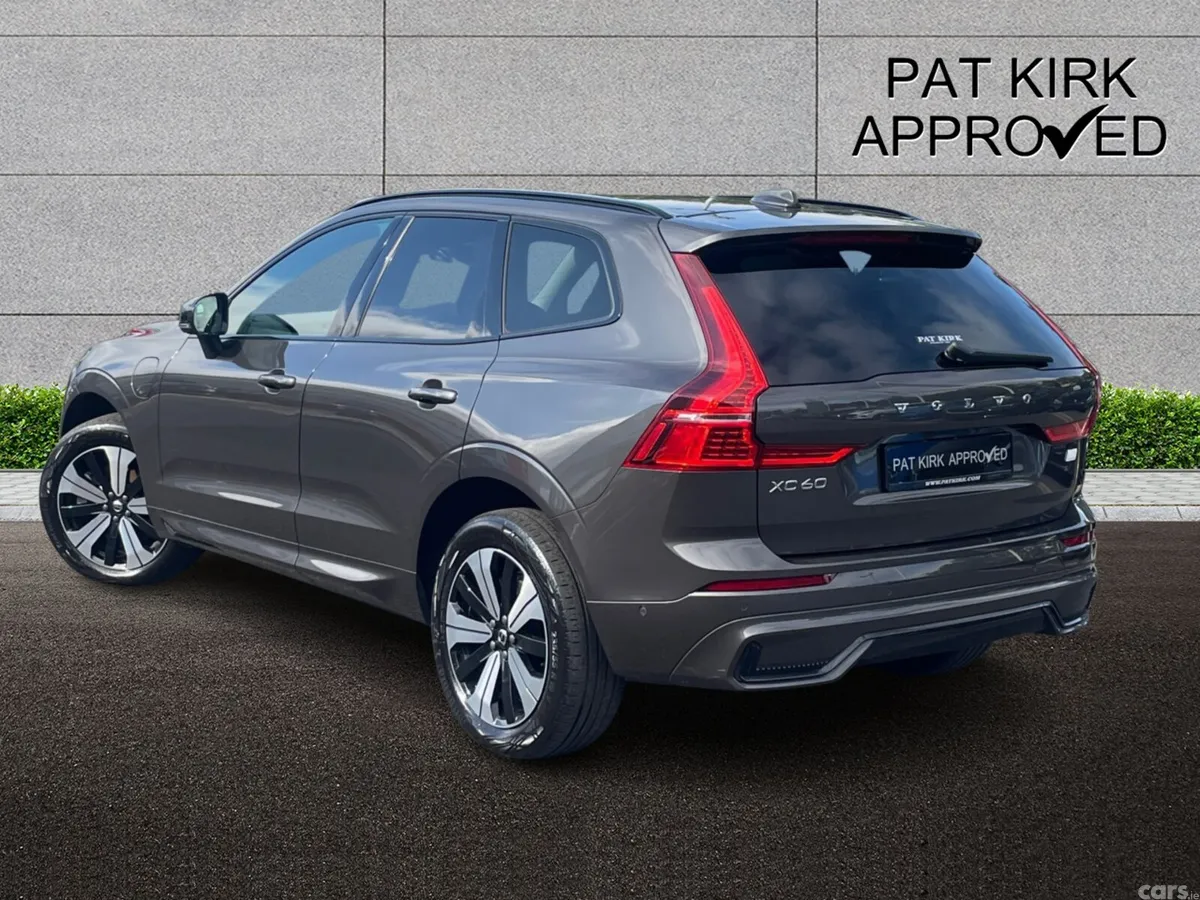 Volvo XC60 Estate, Petrol Hybrid, 2023, Grey