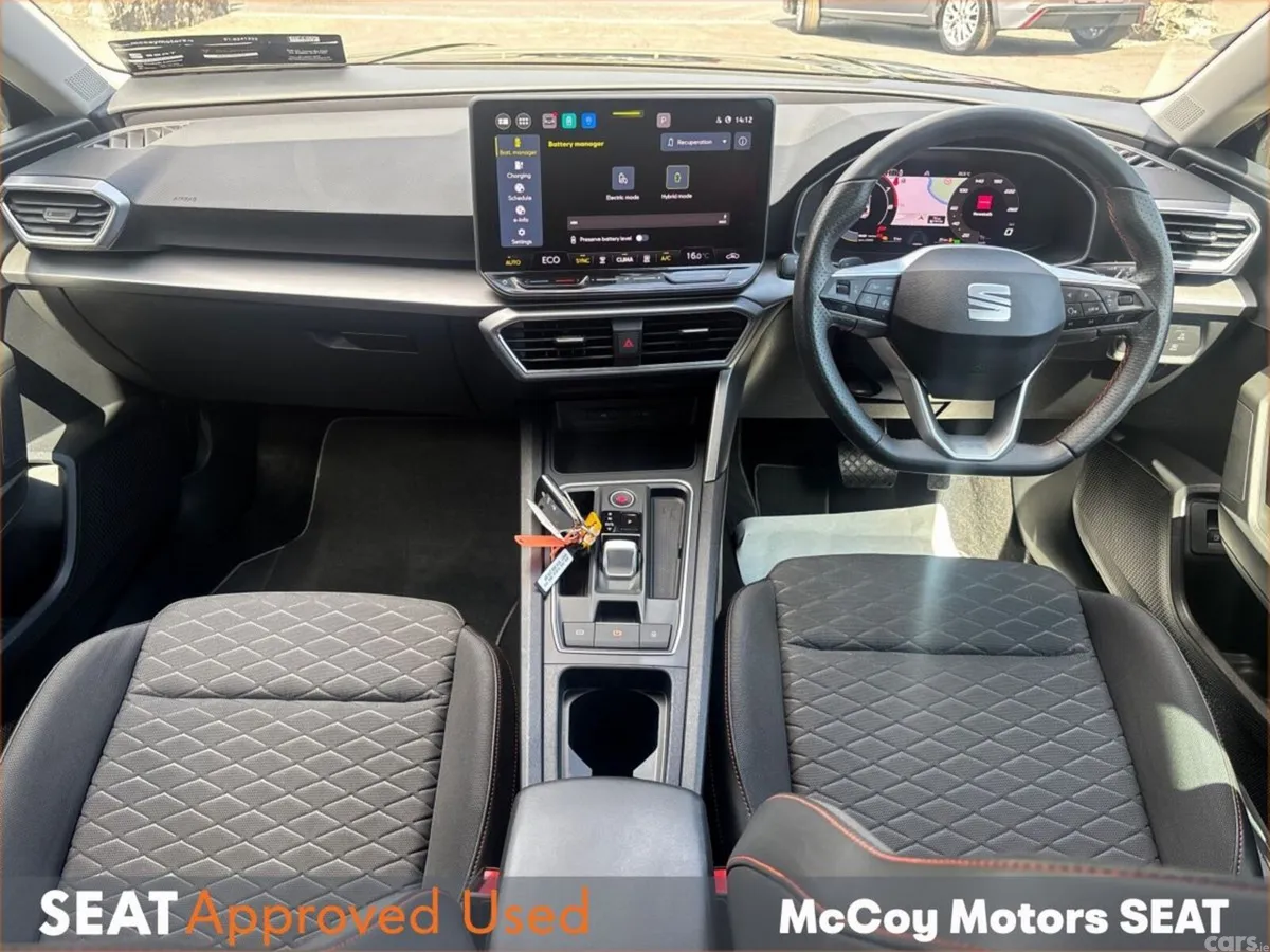 SEAT Leon Hatchback, Petrol Plug-in Hybrid, 2025, Black