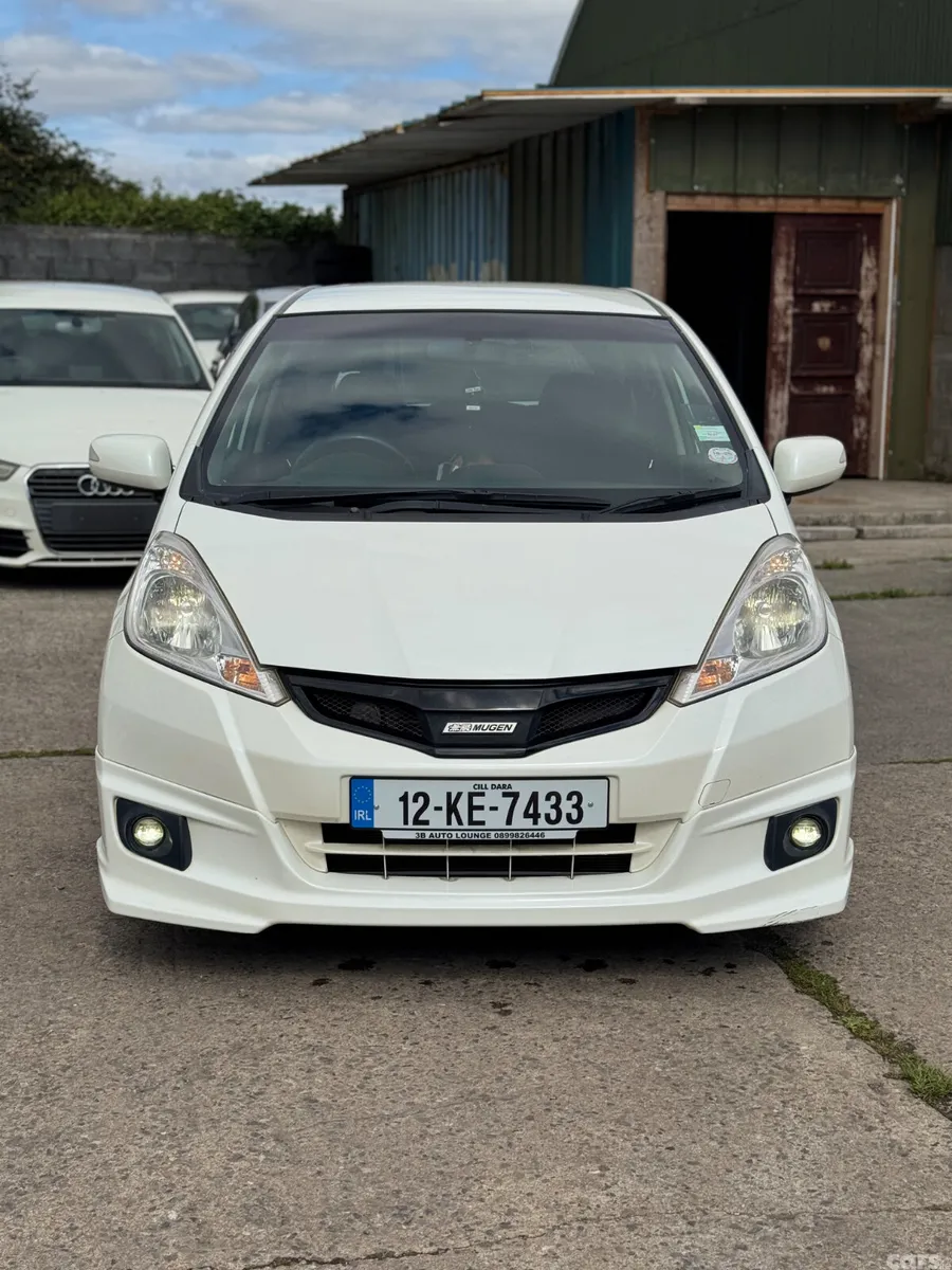 Honda Fit Hatchback, Petrol Hybrid, 2012, White