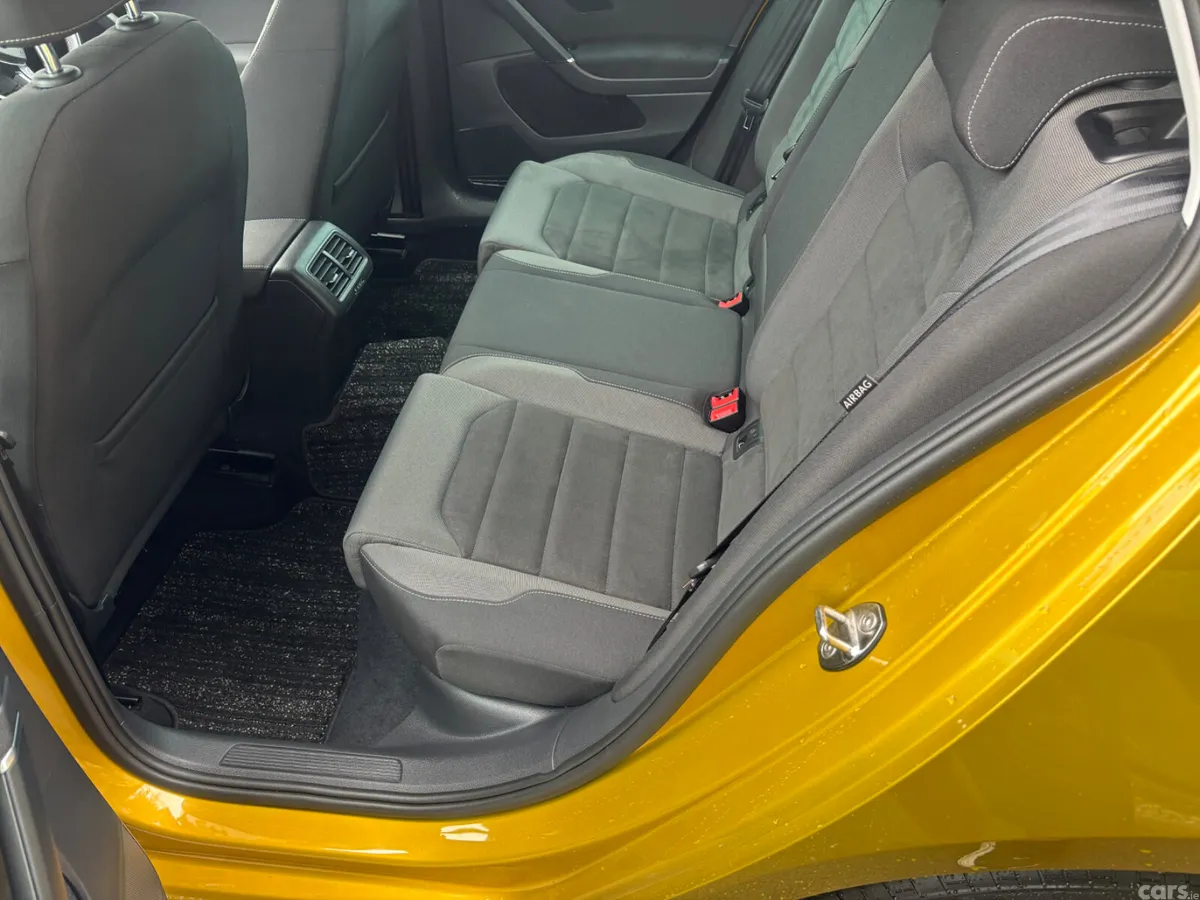 Volkswagen Golf Hatchback, Petrol, 2018, Gold