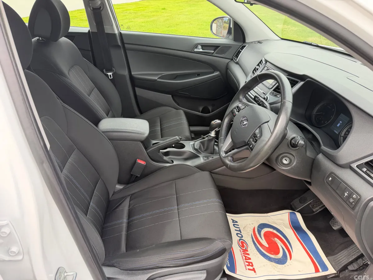Hyundai Tucson SUV, Diesel, 2016, White