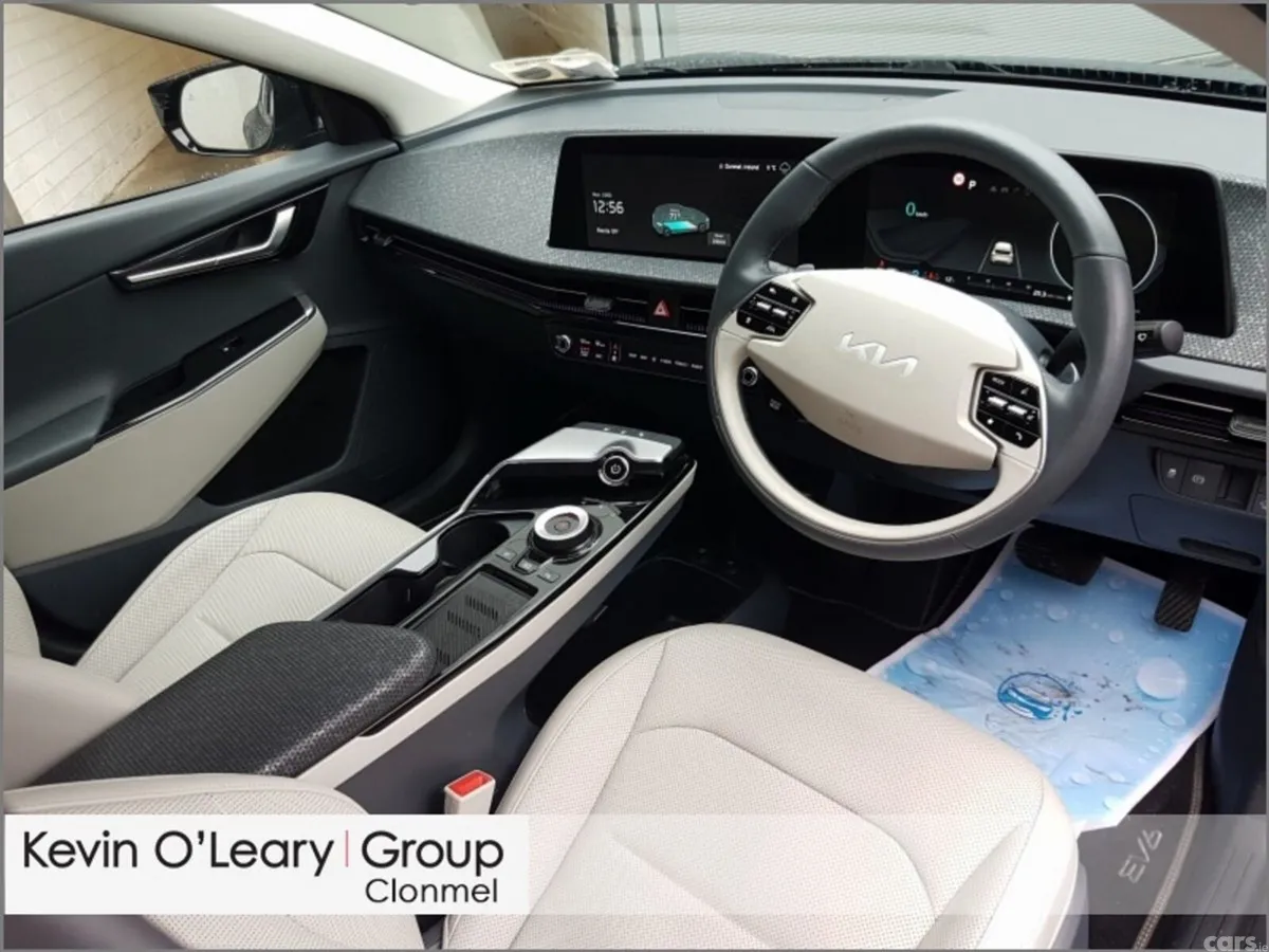 Kia EV6 MPV, Electric, 2023, Black