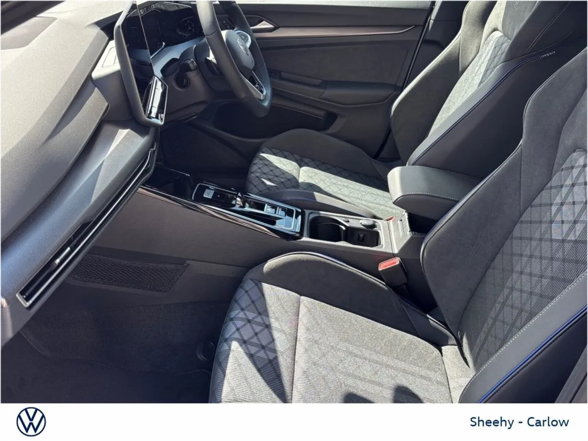 Volkswagen Golf Hatchback, Diesel, 2027, Silver