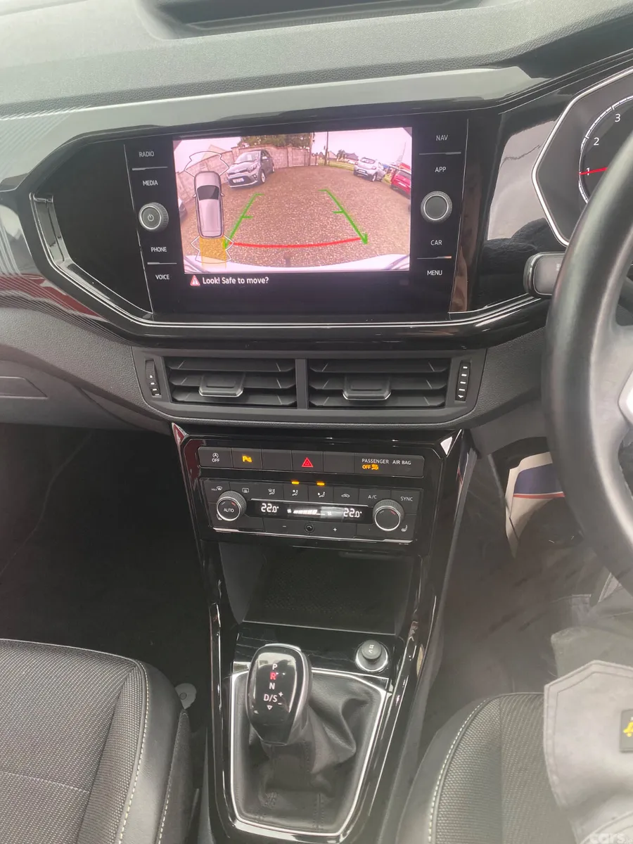Volkswagen T-Cross Estate/Jeep, Petrol, 2021, White