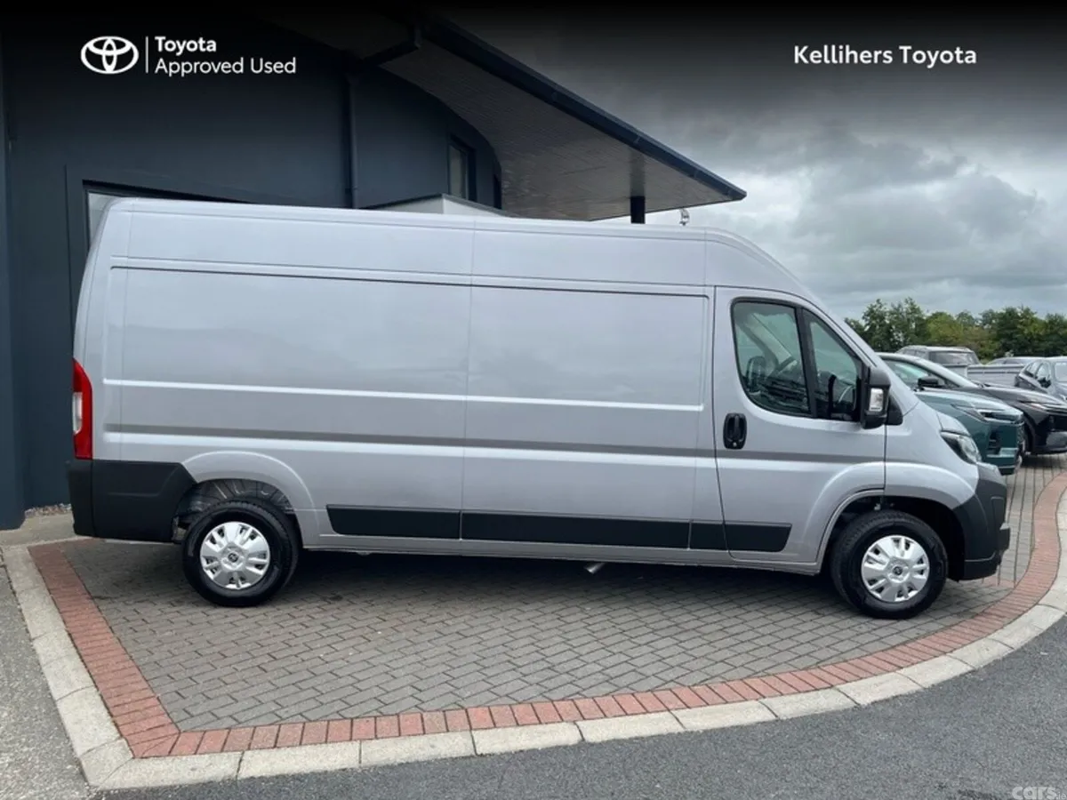 Toyota Proace Van, Diesel, 2026, Silver