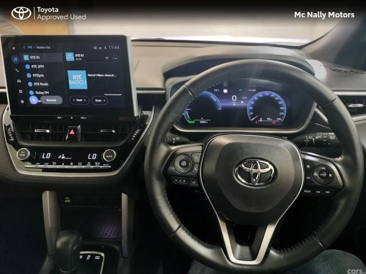 Toyota Corolla Cross Hatchback, Petrol Hybrid, 2024, Silver