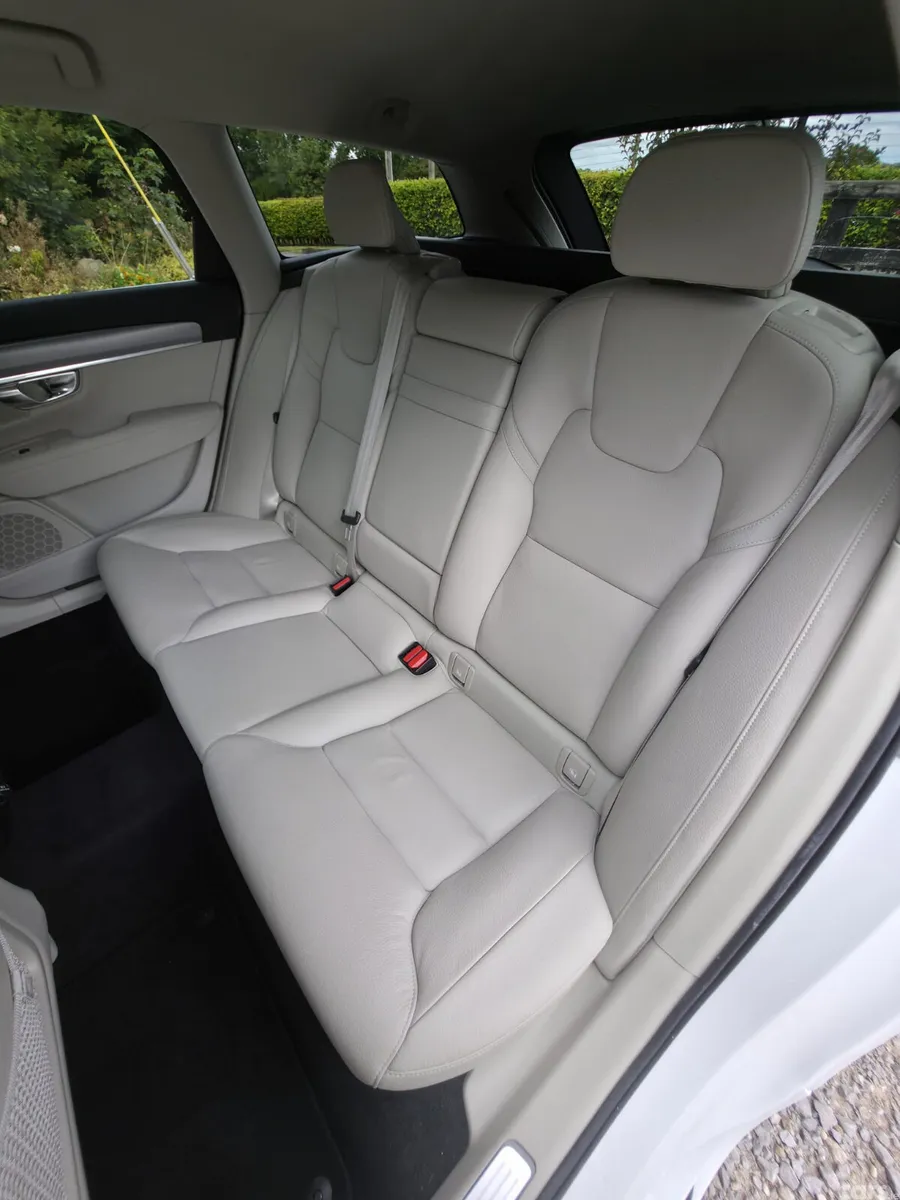 Volvo V90 Estate, Diesel, 2020, White