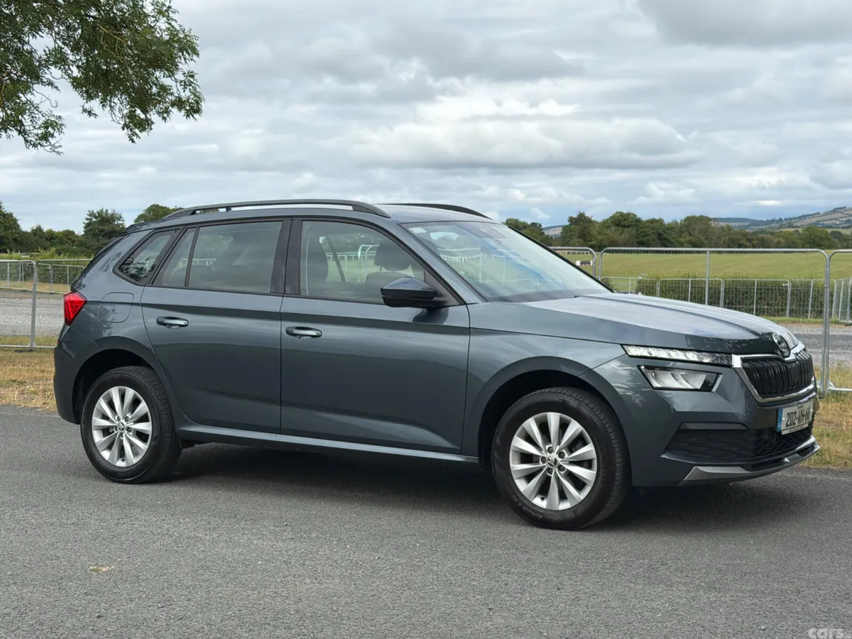 Skoda Kamiq Hatchback, Petrol, 2020, Grey