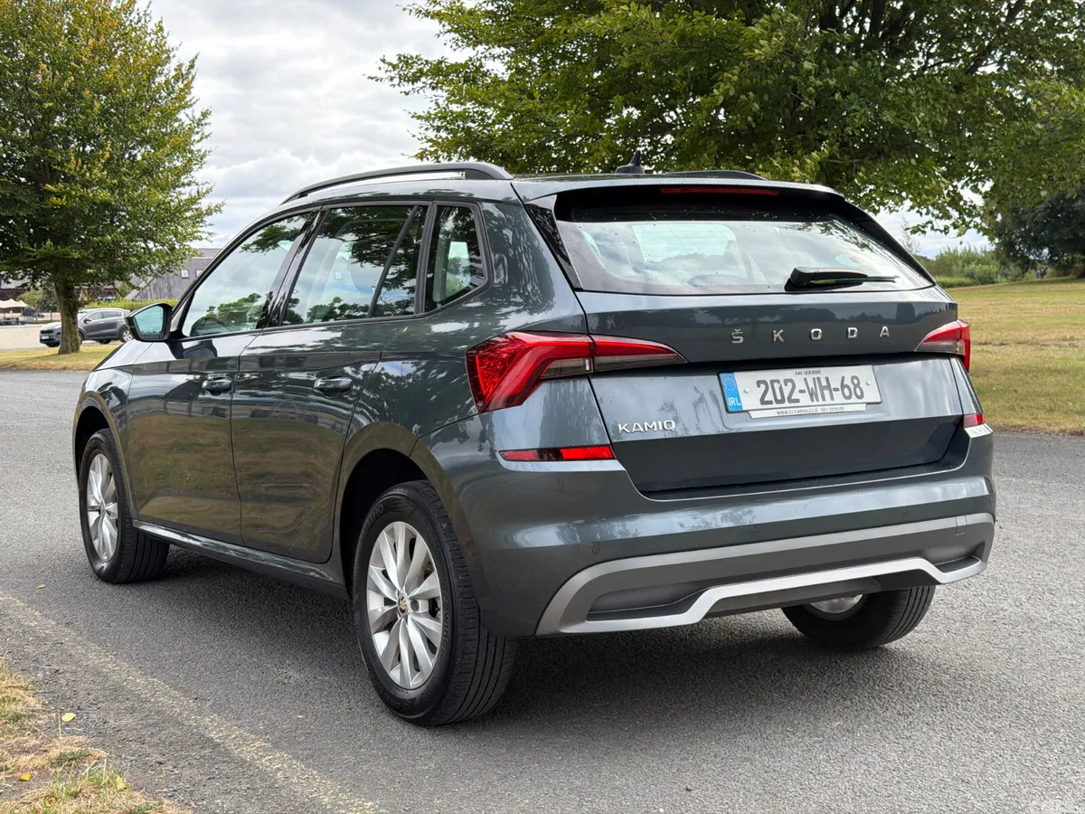 Skoda Kamiq Hatchback, Petrol, 2020, Grey