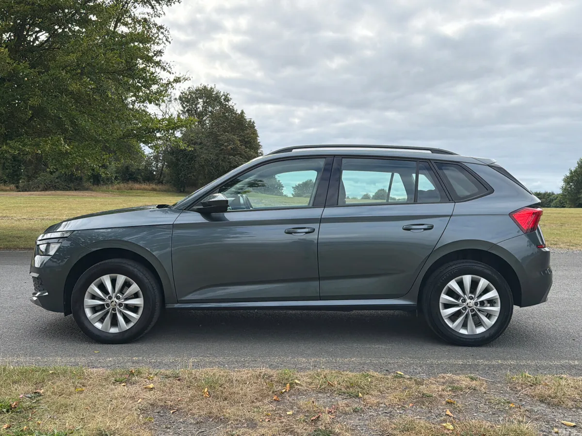 Skoda Kamiq Hatchback, Petrol, 2020, Grey