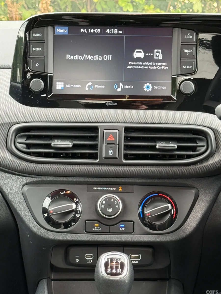 Hyundai i10 Hatchback, Petrol, 2023, Grey