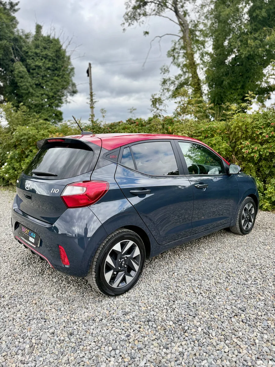 Hyundai i10 Hatchback, Petrol, 2023, Grey