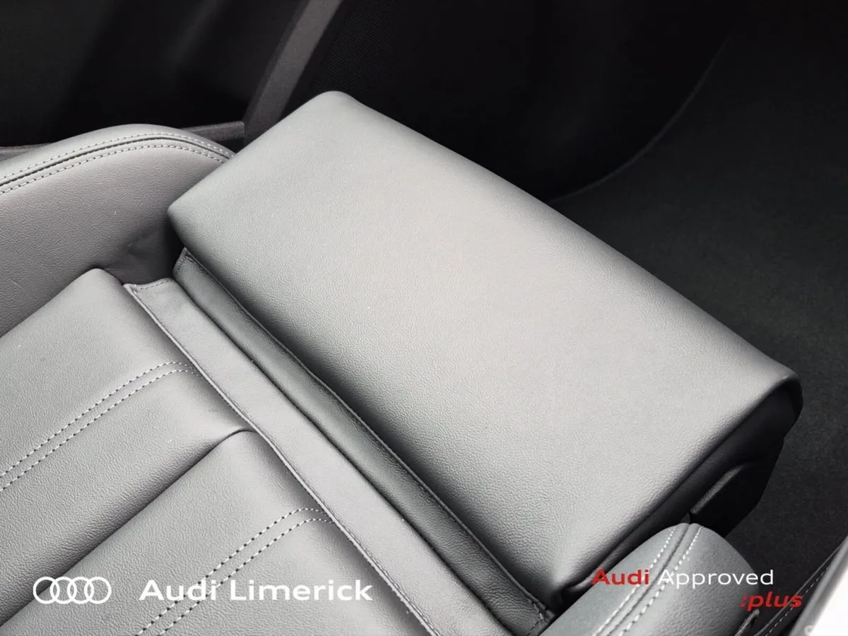 Audi Q5 SUV, Petrol Plug-in Hybrid, 2026, Blue
