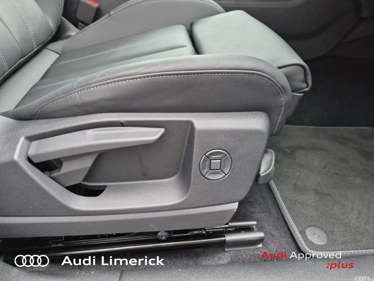 Audi Q5 SUV, Petrol Plug-in Hybrid, 2026, Blue