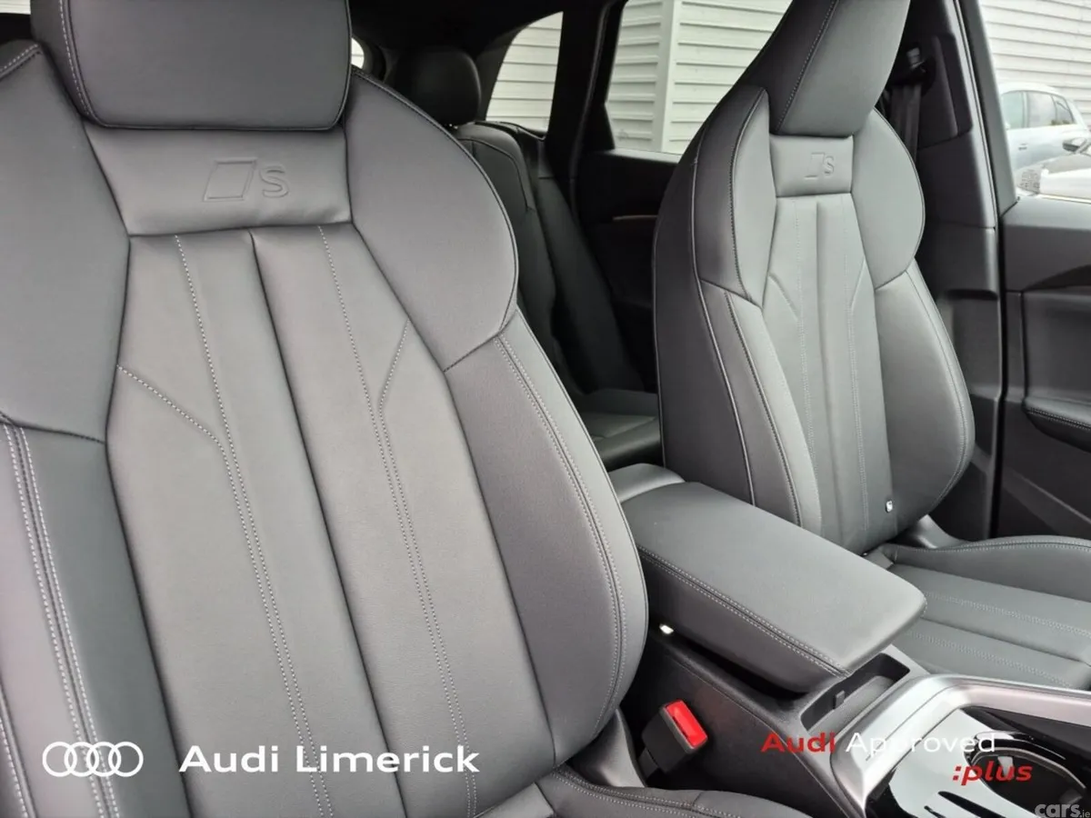 Audi Q5 SUV, Petrol Plug-in Hybrid, 2026, Blue