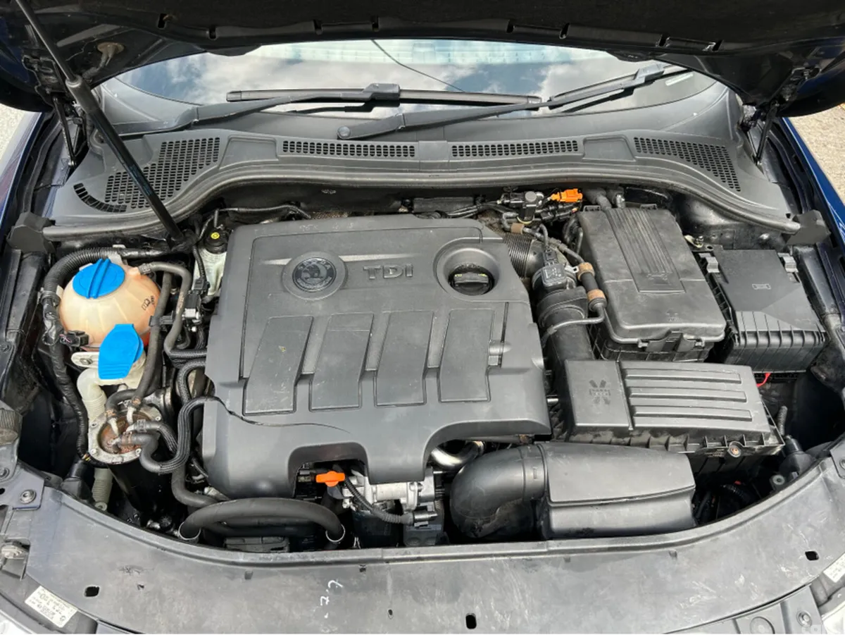 Skoda Superb Estate, Diesel, 2013, Blue