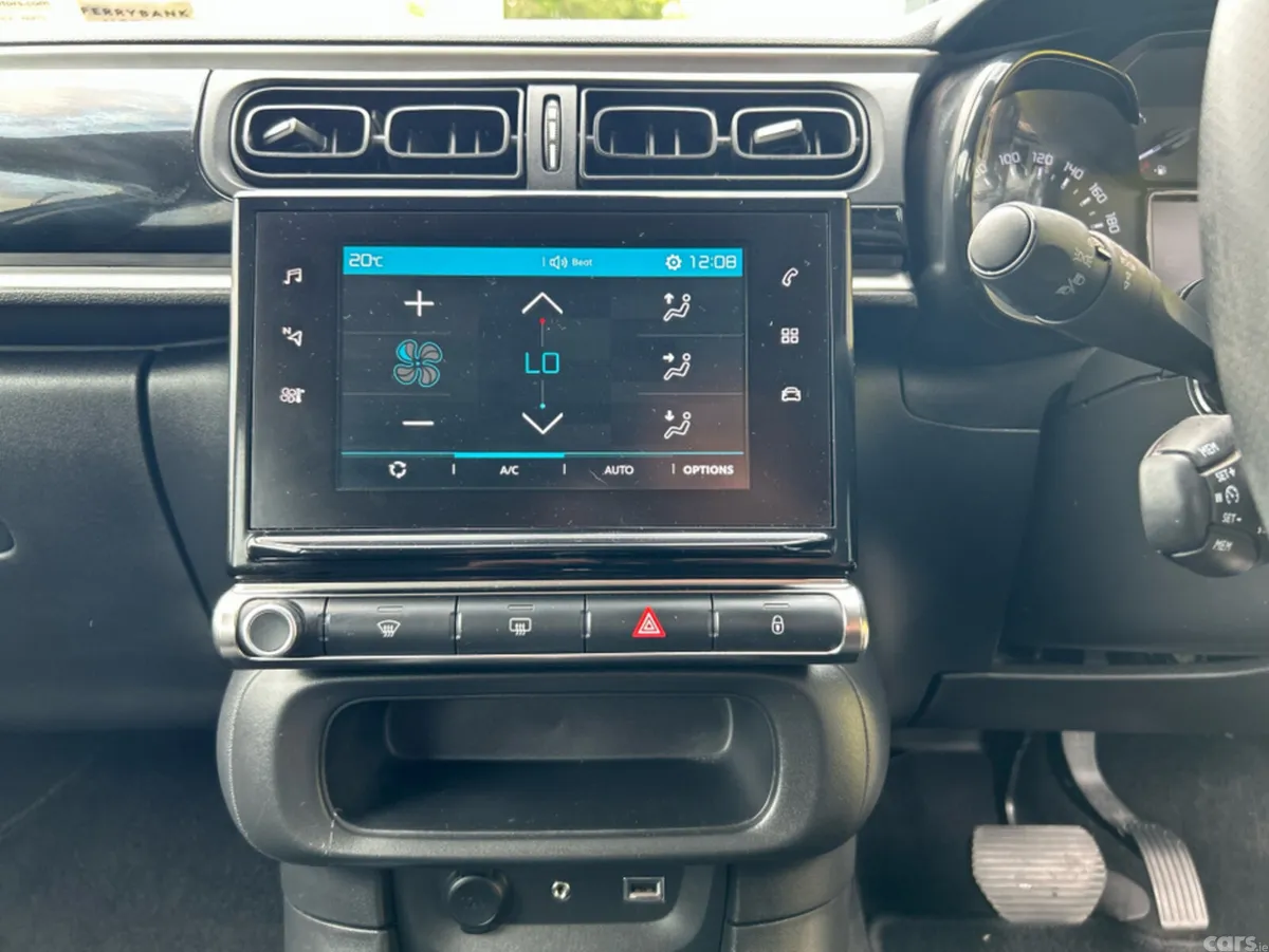 Citroen C3 Hatchback, Petrol, 2018, White