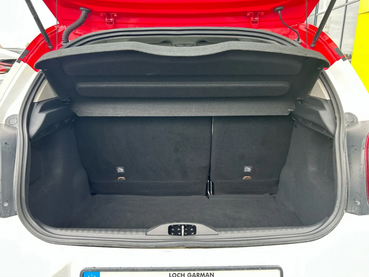 Citroen C3 Hatchback, Petrol, 2018, White