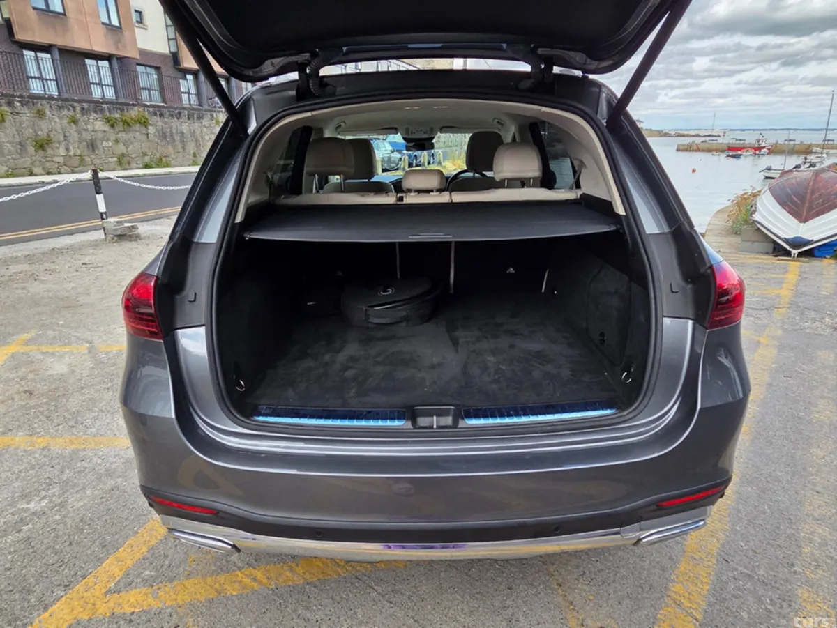 Mercedes-Benz GLE SUV, Diesel Plug-in Hybrid, 2024, Grey
