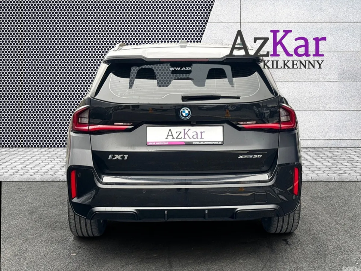 BMW iX1 SUV, Electric, 2023, Black