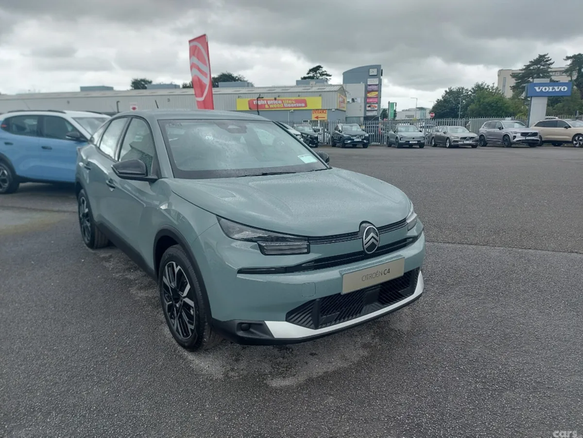 Citroen C4 Saloon, Petrol Hybrid, 2027, Green