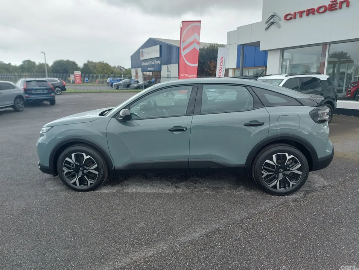 Citroen C4 Saloon, Petrol Hybrid, 2027, Green
