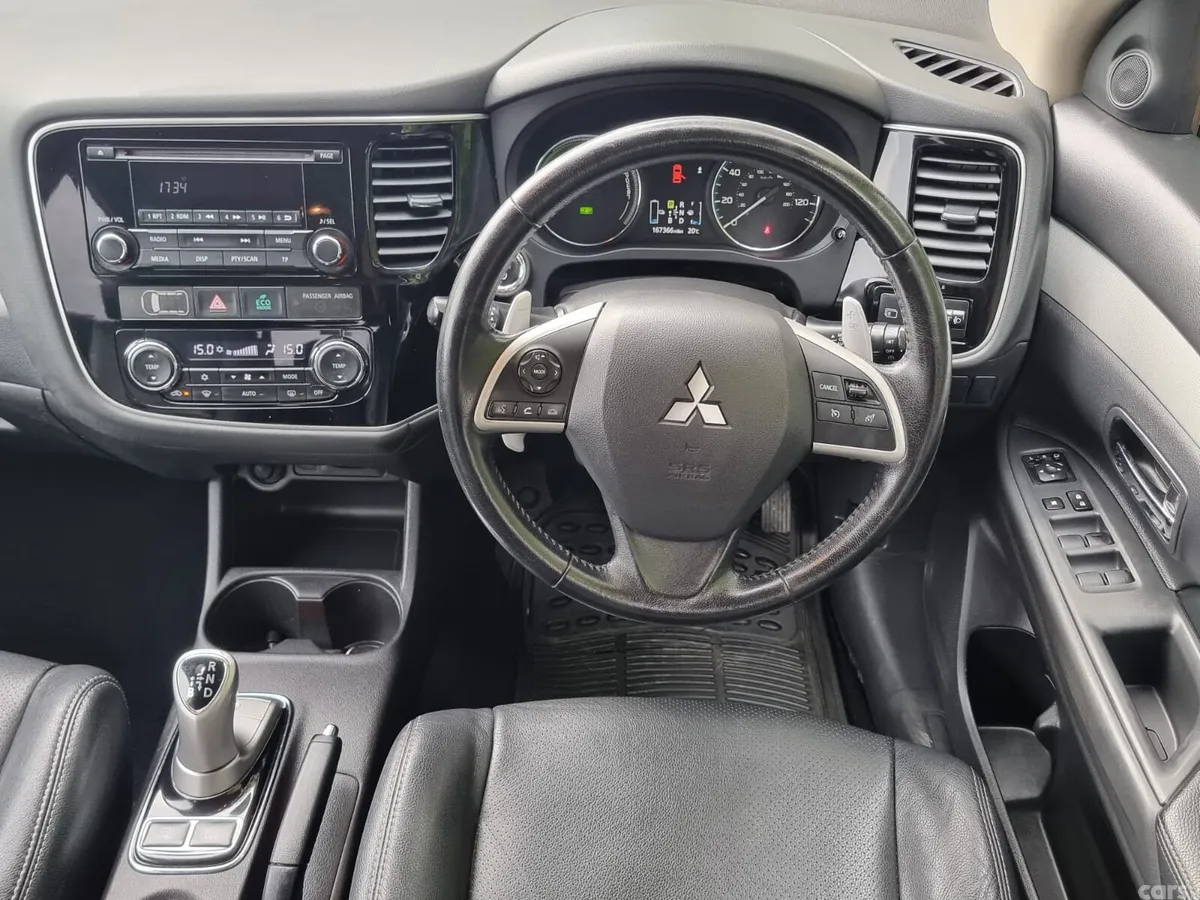 Mitsubishi Outlander SUV, Petrol Plug-in Hybrid, 2015, Grey