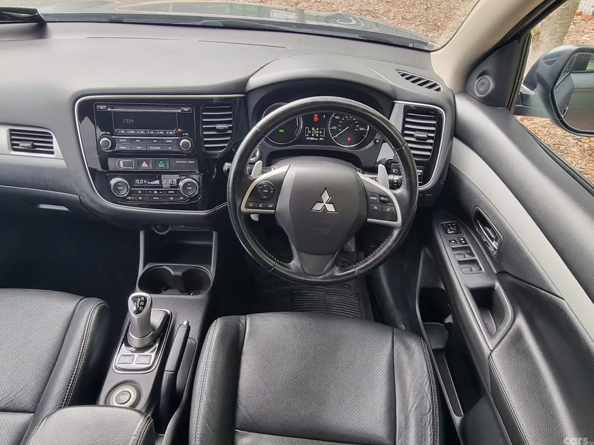 Mitsubishi Outlander SUV, Petrol Plug-in Hybrid, 2015, Grey