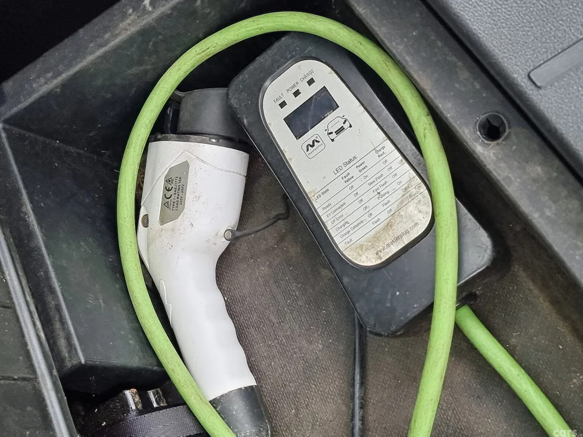Mitsubishi Outlander SUV, Petrol Plug-in Hybrid, 2015, Grey