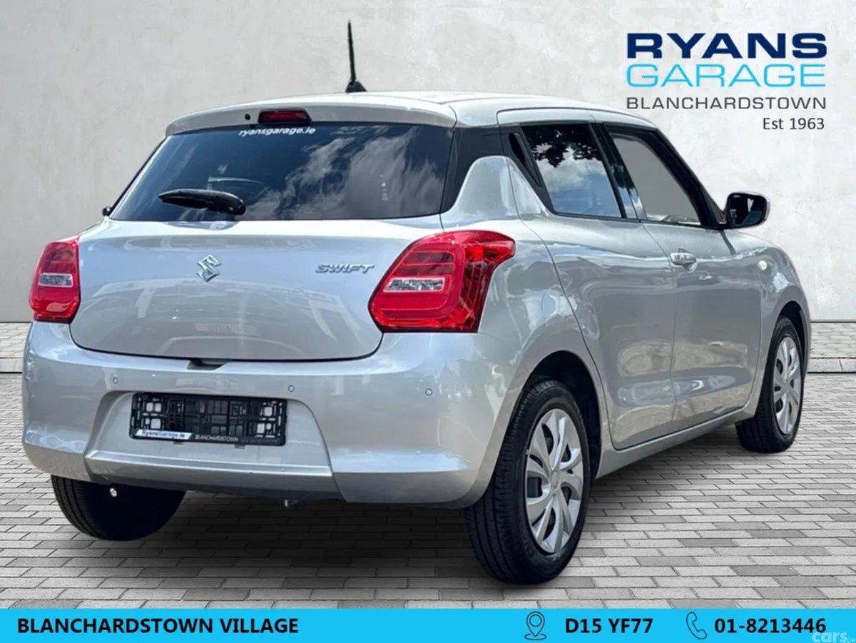 Suzuki Swift Hatchback, Petrol, 2023, Silver