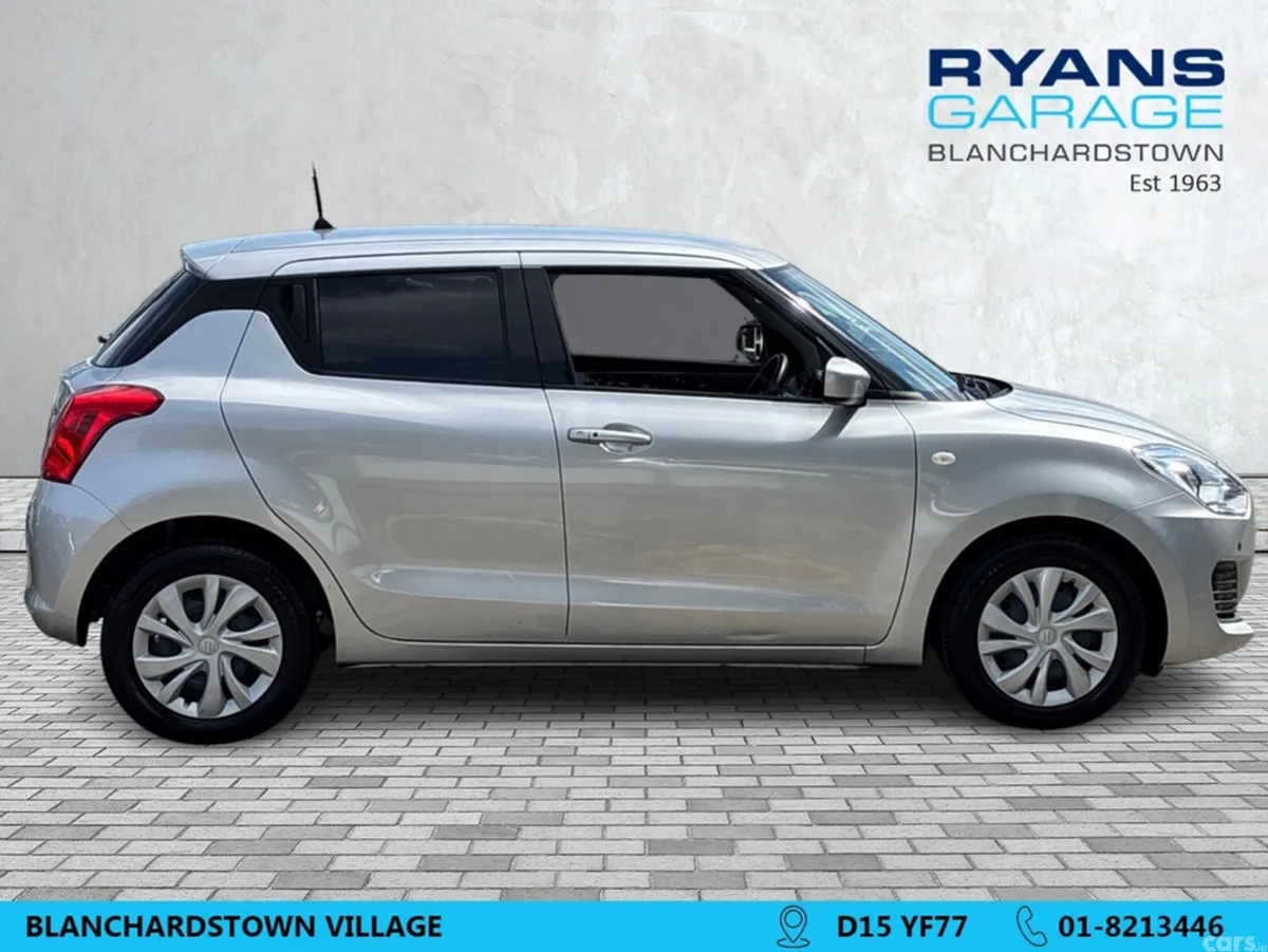 Suzuki Swift Hatchback, Petrol, 2023, Silver