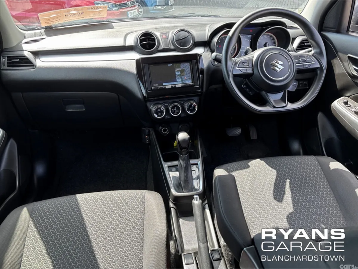 Suzuki Swift Hatchback, Petrol, 2023, Silver