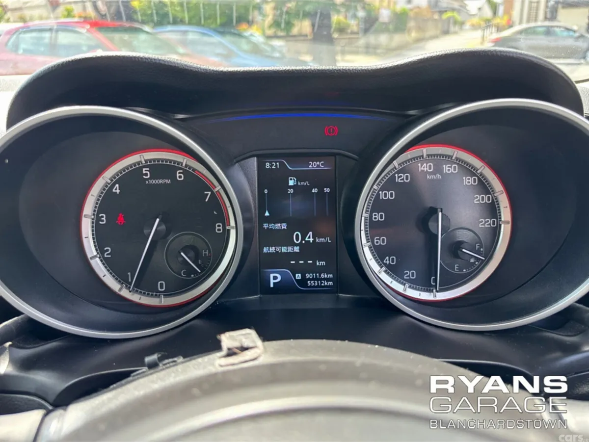 Suzuki Swift Hatchback, Petrol, 2023, Silver