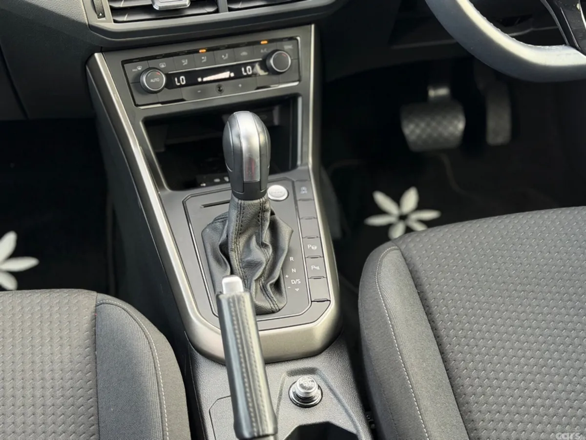 Volkswagen Polo Hatchback, Petrol, 2022, White