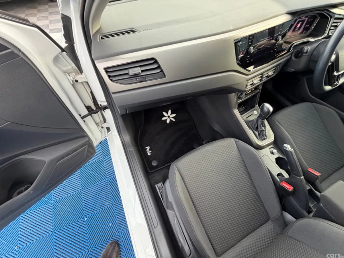 Volkswagen Polo Hatchback, Petrol, 2022, White