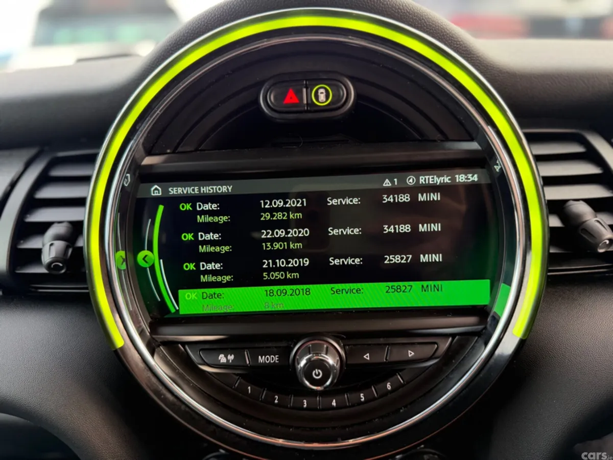 Mini Cooper Hatchback, Diesel, 2018, Blue